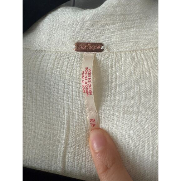 Free People Olivia Smocked Top - Size XS just 1 use - Picture 9 of 12
